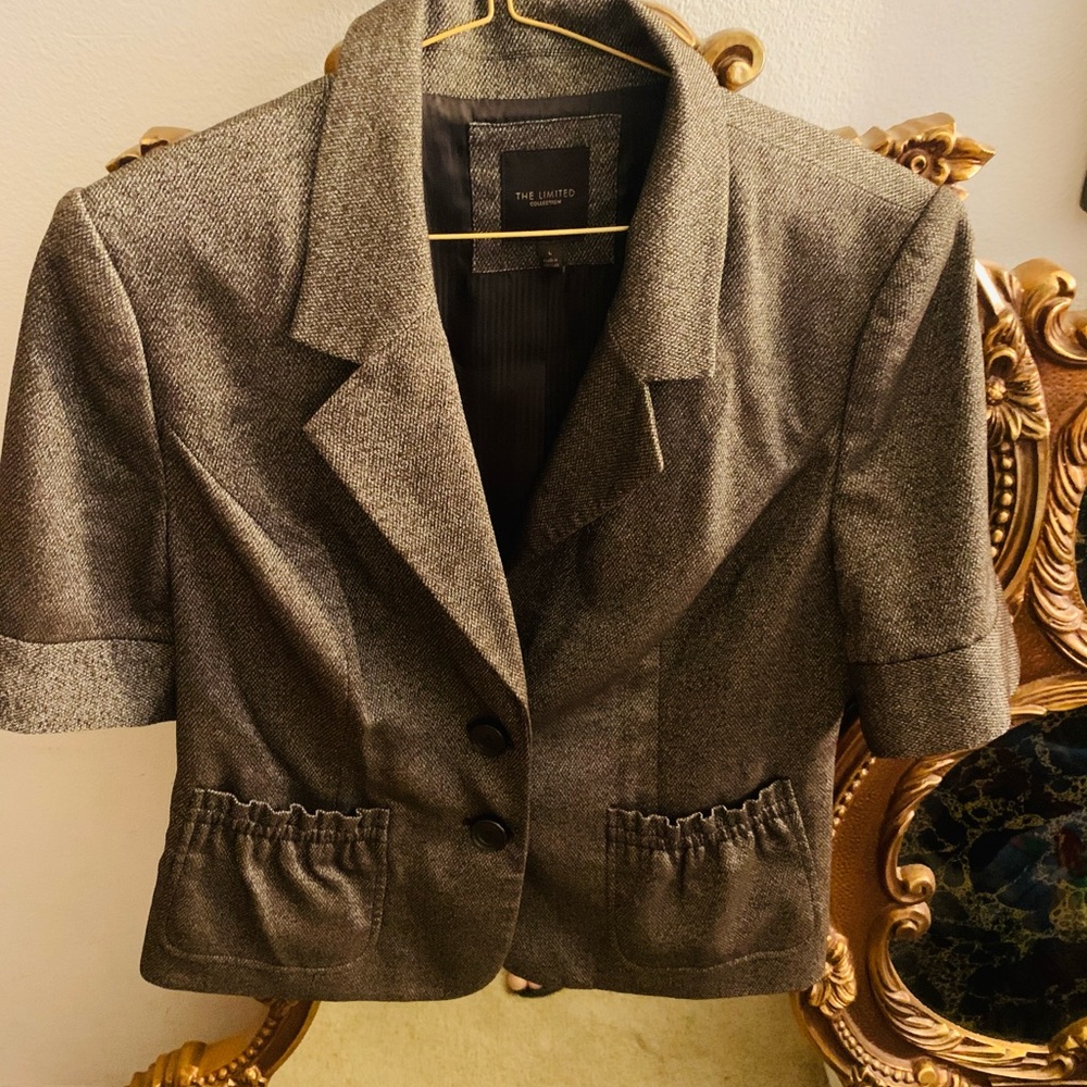 Limited blouse